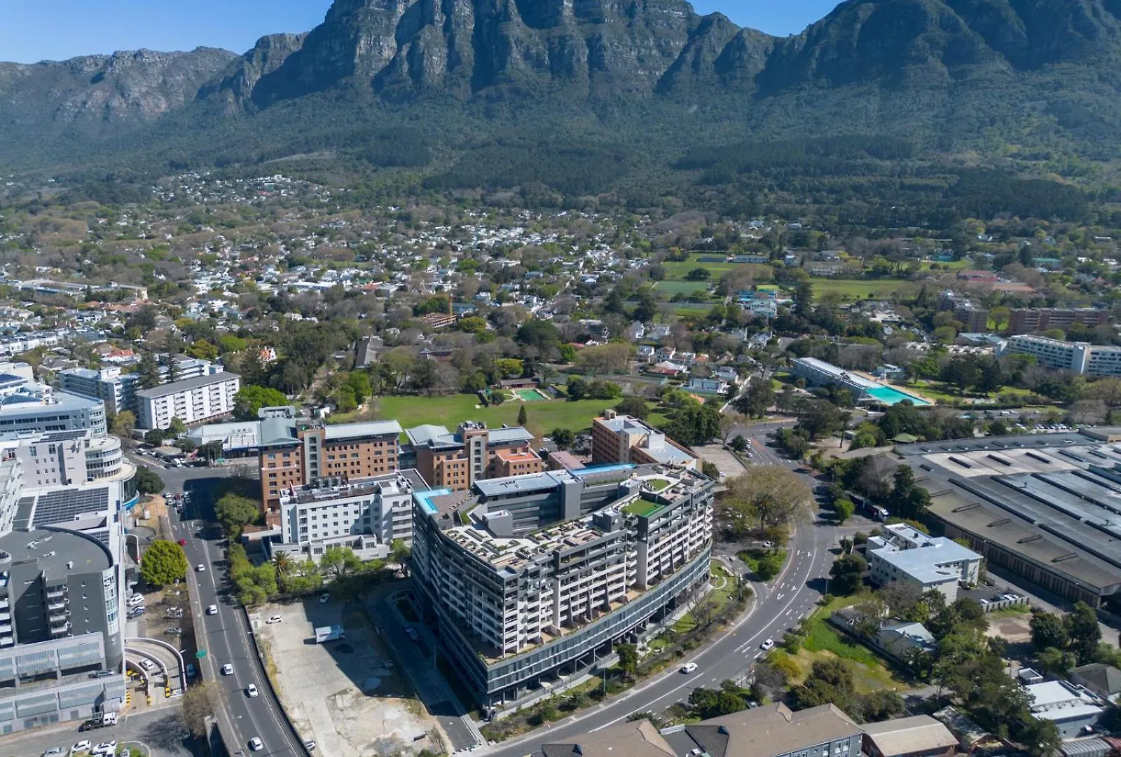 Newlands Peak Southern Cross Cape Town 0*,