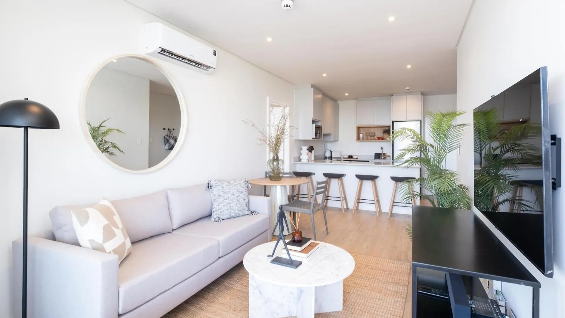 Apartment Newlands Peak Southern Cross Cape Town